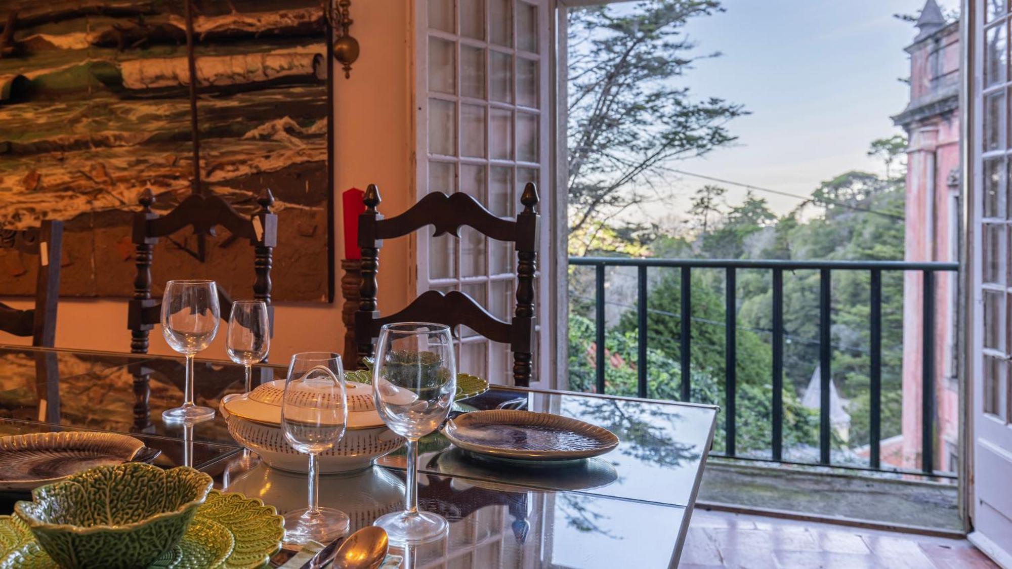 Sintra Wow - Unique Double Smart Room In 17Th Century Palace! Hot Tub, Snooker, Bbq, Ps5, Sauna, Gym Экстерьер фото