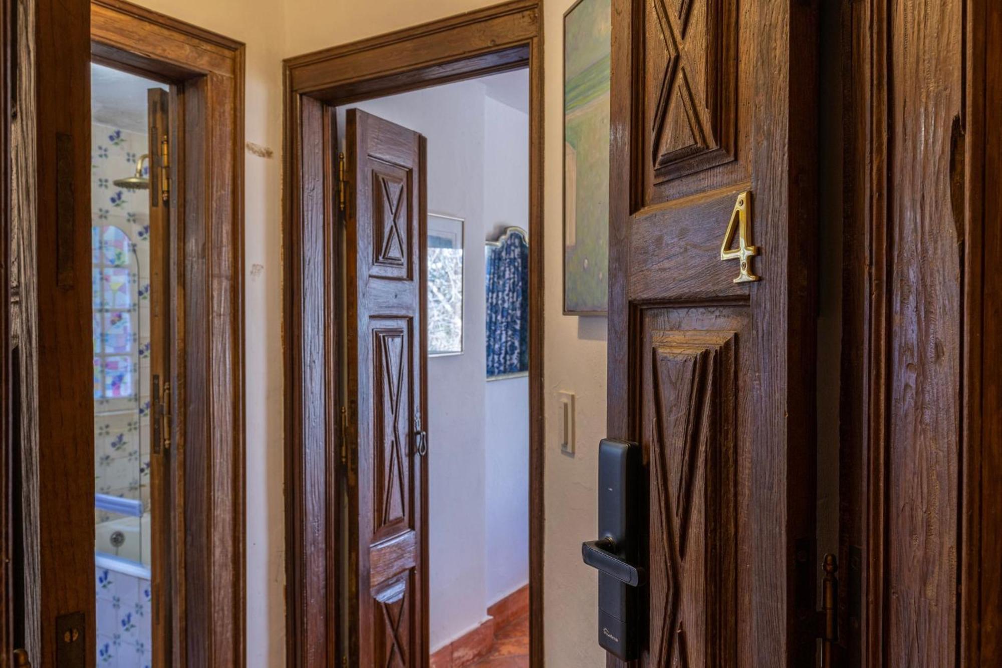 Sintra Wow - Unique Double Smart Room In 17Th Century Palace! Hot Tub, Snooker, Bbq, Ps5, Sauna, Gym Экстерьер фото