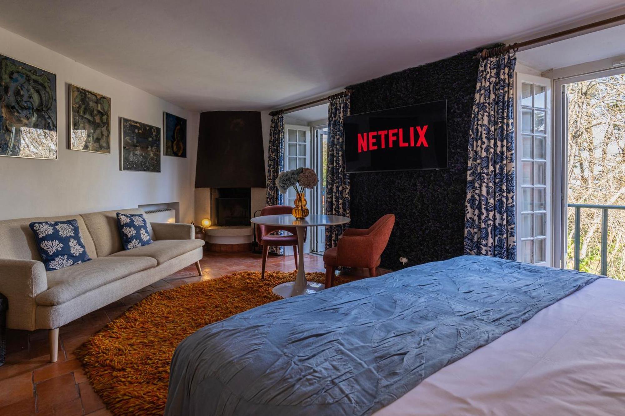 Sintra Wow - Unique Double Smart Room In 17Th Century Palace! Hot Tub, Snooker, Bbq, Ps5, Sauna, Gym Экстерьер фото