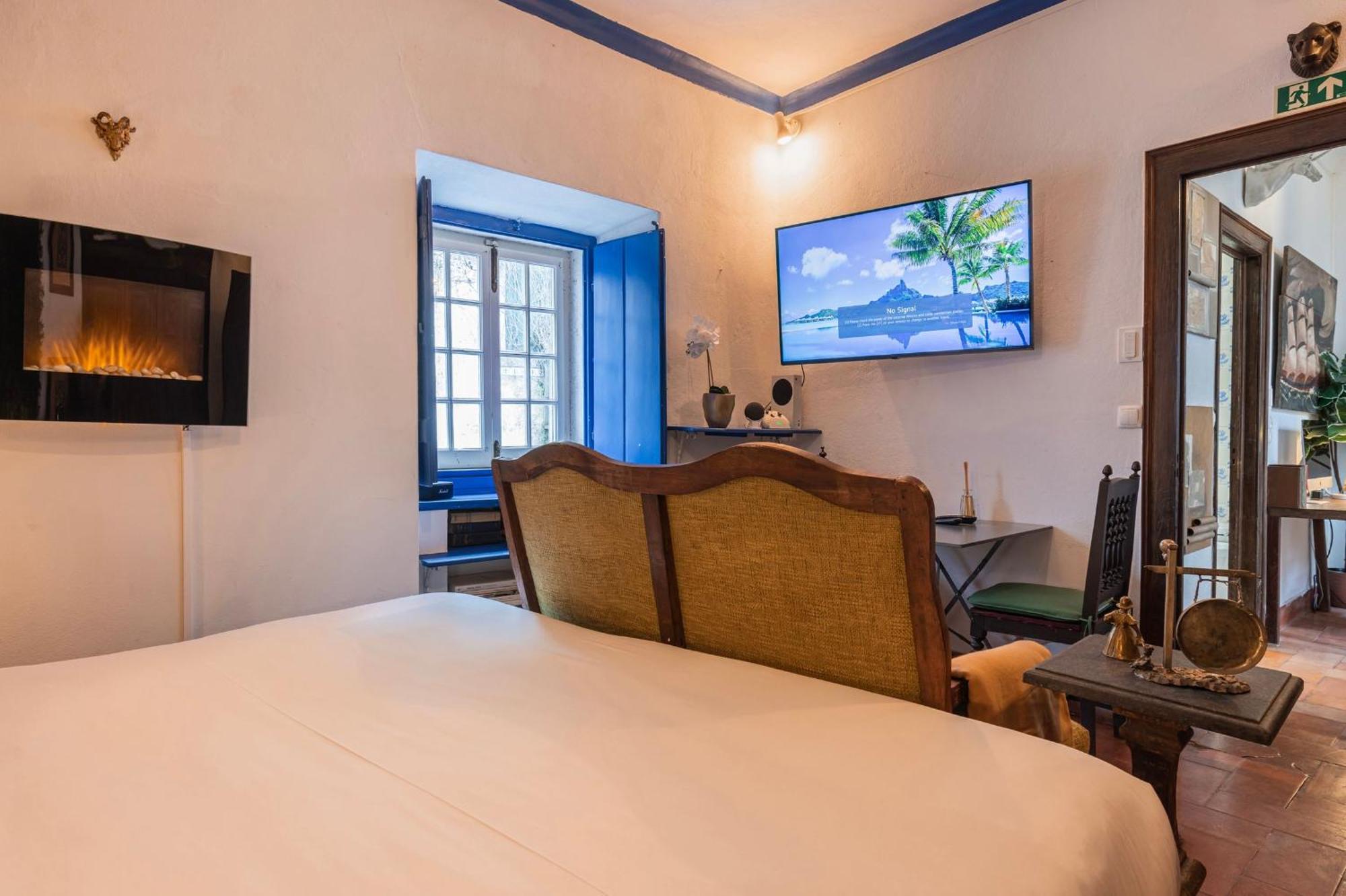 Sintra Wow - Unique Double Smart Room In 17Th Century Palace! Hot Tub, Snooker, Bbq, Ps5, Sauna, Gym Экстерьер фото