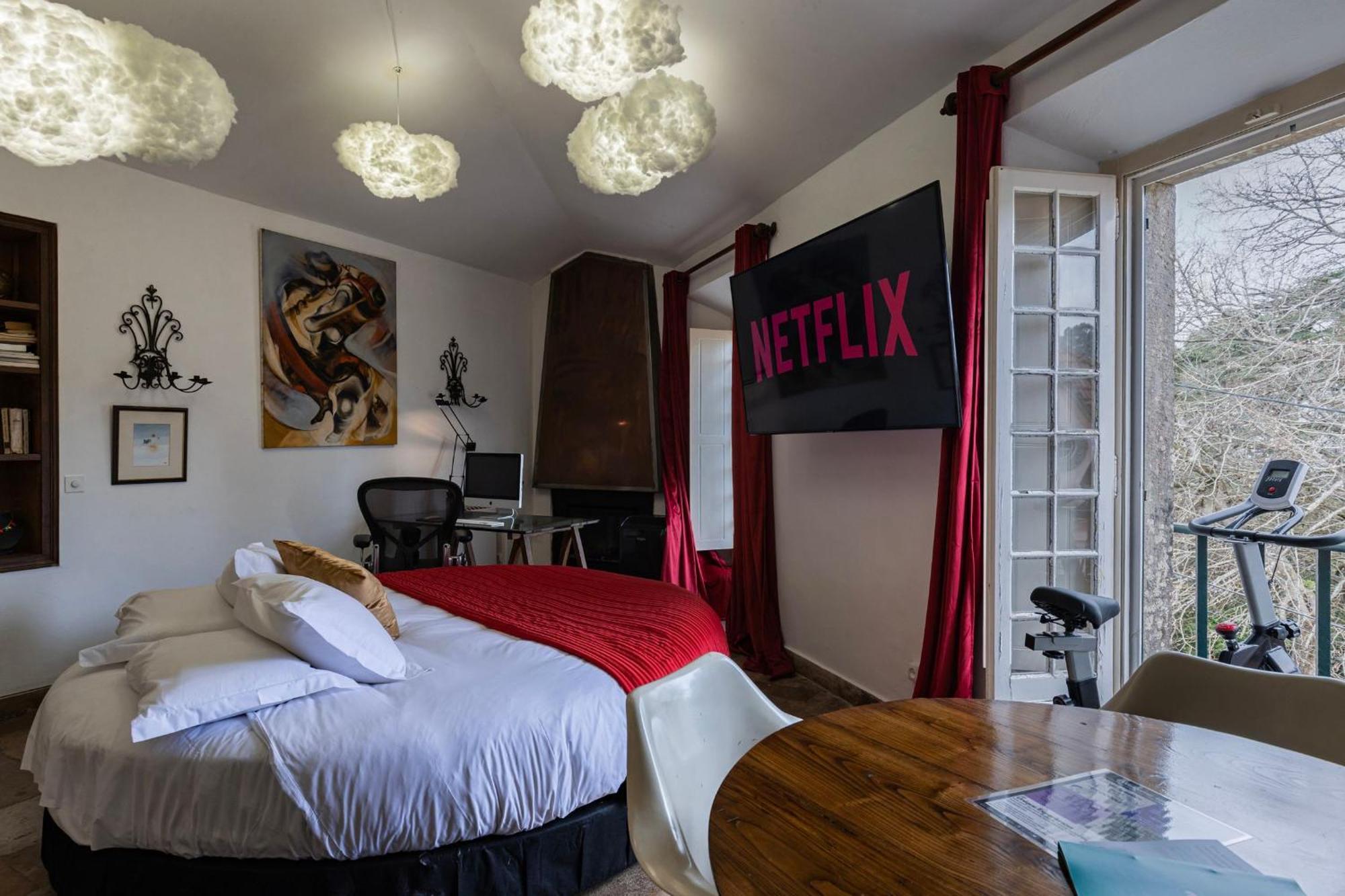 Sintra Wow - Unique Double Smart Room In 17Th Century Palace! Hot Tub, Snooker, Bbq, Ps5, Sauna, Gym Экстерьер фото
