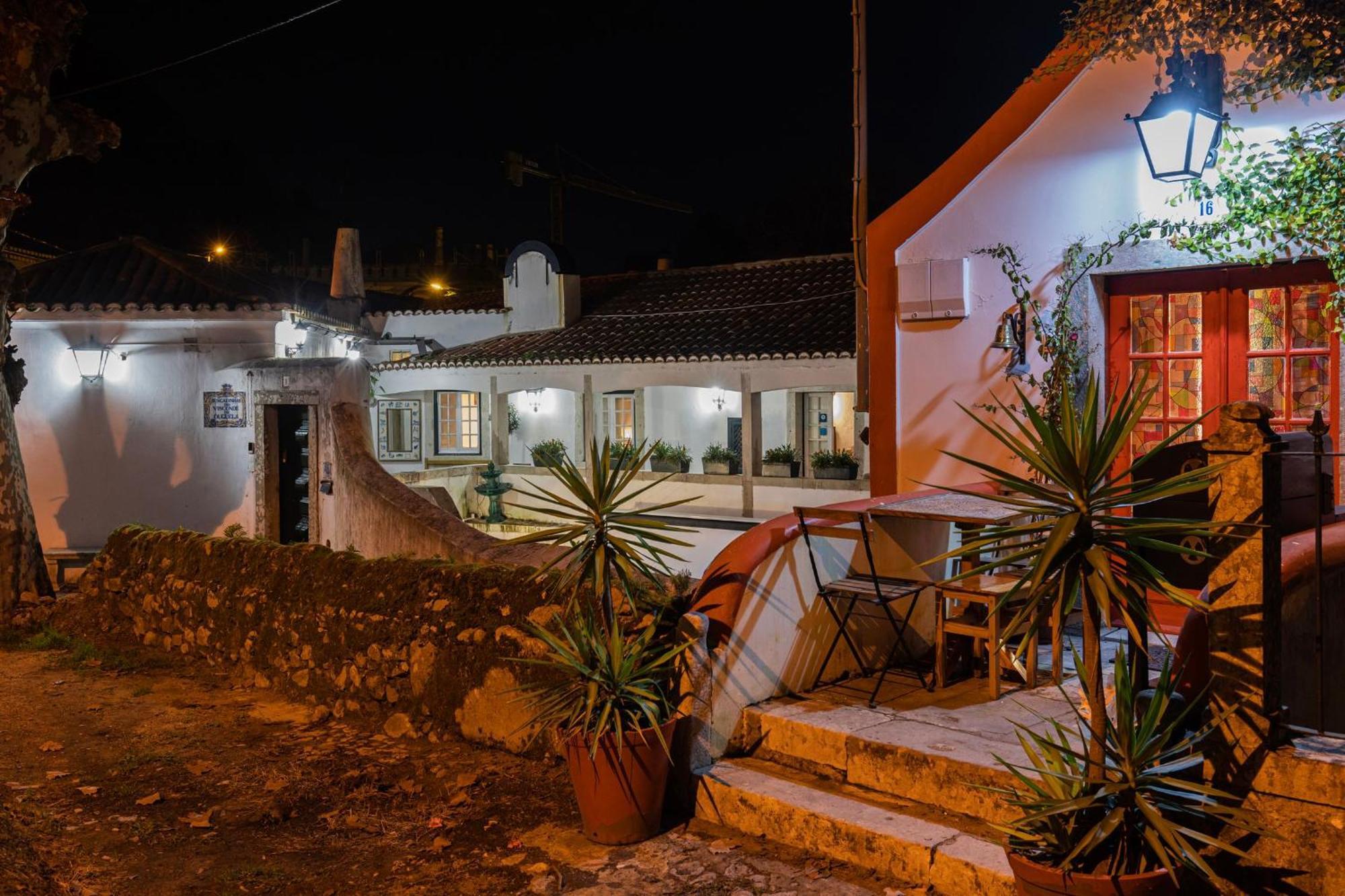 Sintra Wow - Unique Double Smart Room In 17Th Century Palace! Hot Tub, Snooker, Bbq, Ps5, Sauna, Gym Экстерьер фото